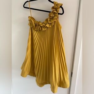 BCBGMAXAZRIA Mustard Yellow Pleated One-Shoulder Mini Dress - Size XS